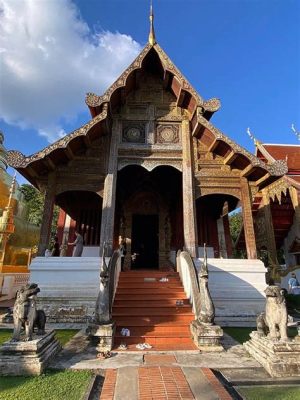 ¡Sumérgete en la historia y la belleza del Templo de Wat Phra Singh! Un oasis tranquilo y una joya arquitectónica en Chiang Mai