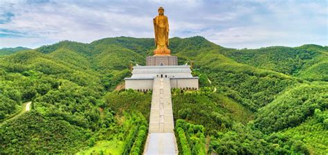 ¿Listo para explorar la majestuosidad del Templo de la Gran Paz en Pingdingshan?